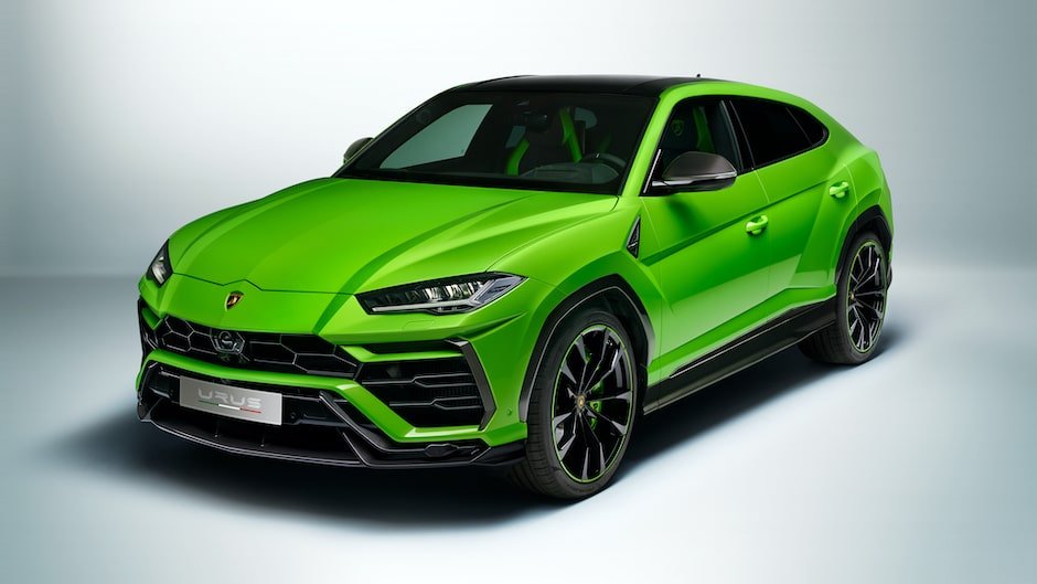 Lamborghini Urus Krossoveri Ucun Xususi Dəst Hazirlayib