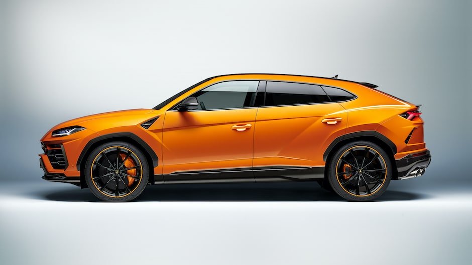 Lamborghini Urus Krossoveri Ucun Xususi Dəst Hazirlayib