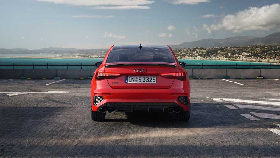 Audi yeni S3 ailəsini təqdim edib